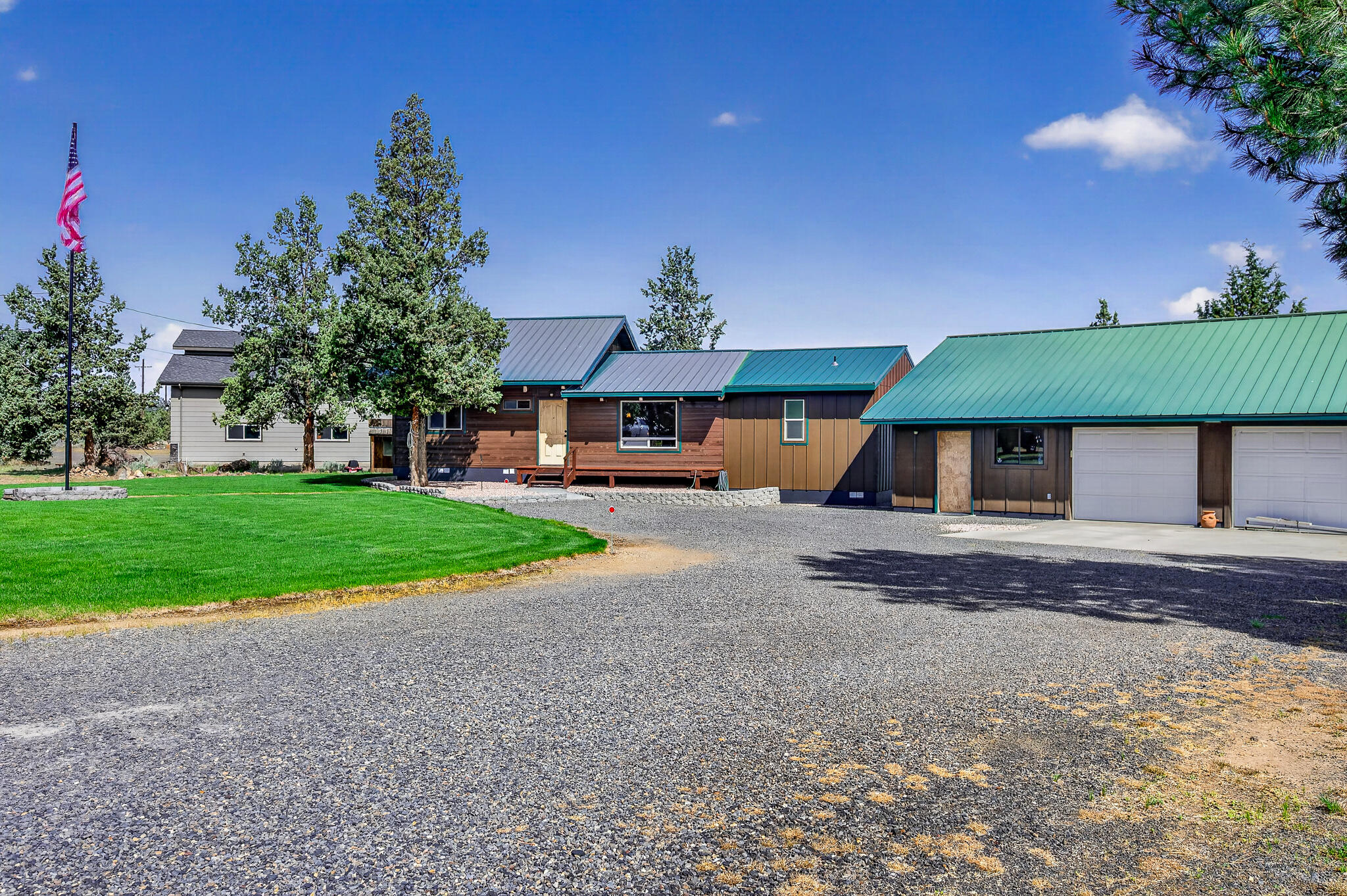 6354 Mustang Road Terrebonne, OR 97760 - Photo 5 of 48