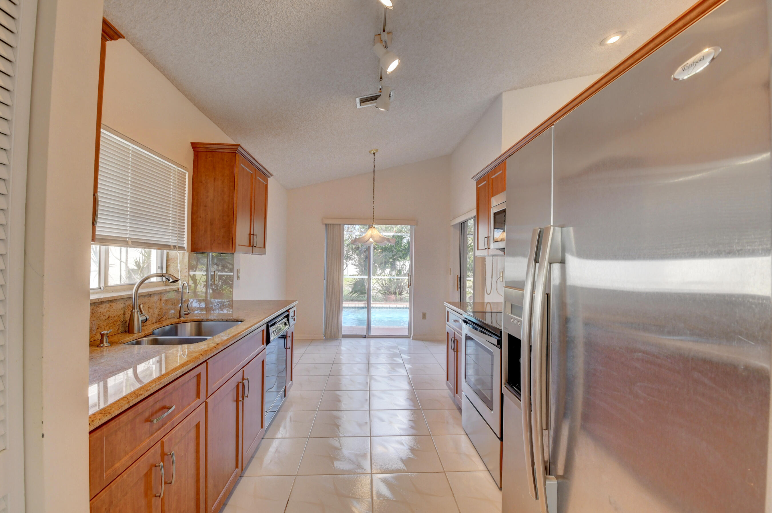 7252 Via Palomar Boca Raton, FL 33433 - Photo 13 of 67 DSC_9864_5_6_7_8