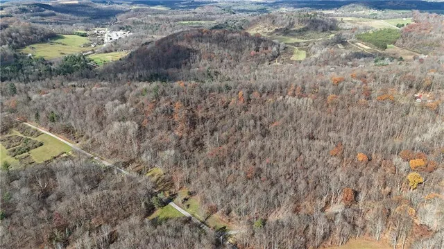 a view of a tennis court