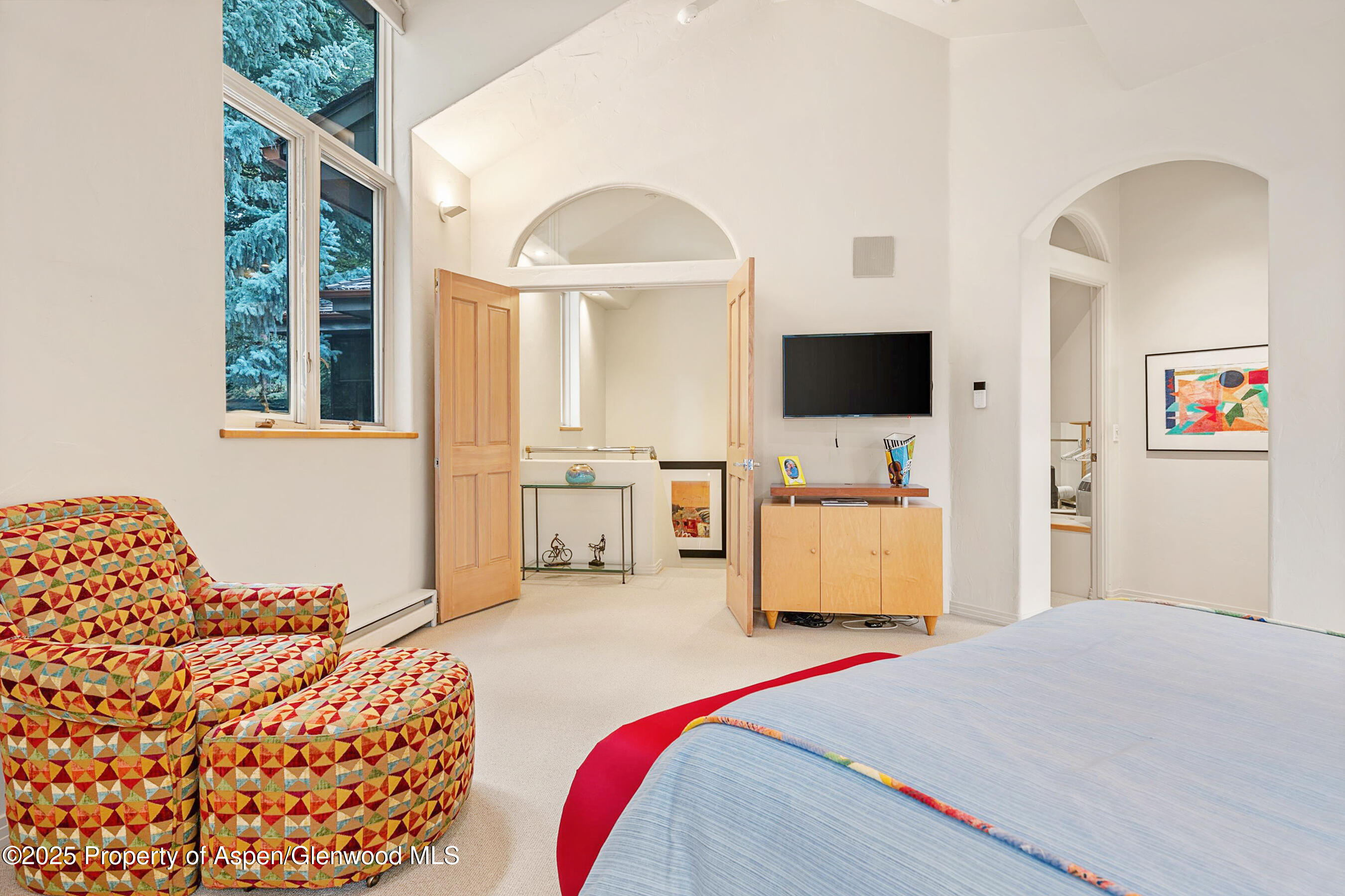 734 West Smuggler Street Aspen, CO 81611 - Photo 15 of 33 Primary Suite