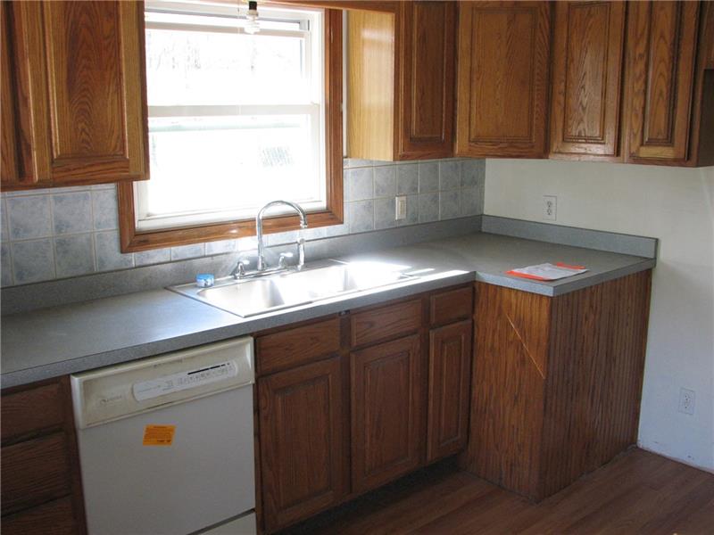 4345 Morefield Road Hermitage, PA 16148 - Photo 9 of 11 Gallery Image 9