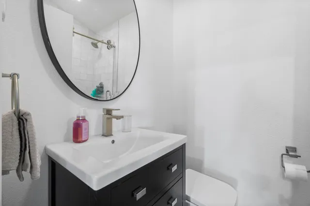 $650,000 | 40 Northwood Drive, Point Blank, TX 77364