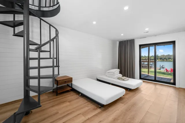 $650,000 | 40 Northwood Drive, Point Blank, TX 77364