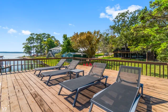 $650,000 | 40 Northwood Drive, Point Blank, TX 77364