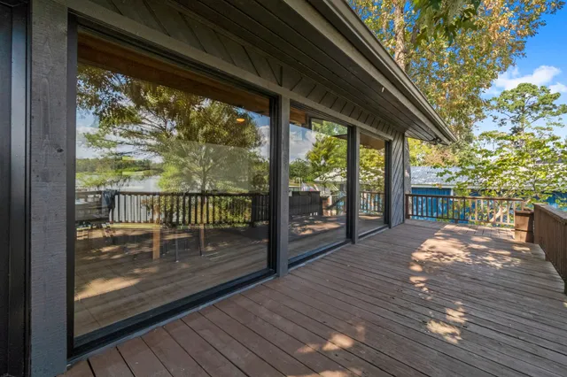 $650,000 | 40 Northwood Drive, Point Blank, TX 77364