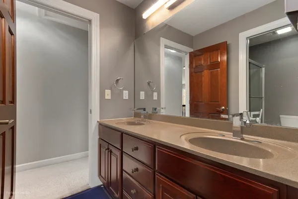 $750,000 | 605 Independence Avenue, Sycamore, IL 60178