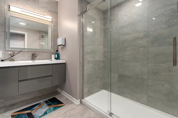 $750,000 | 605 Independence Avenue, Sycamore, IL 60178