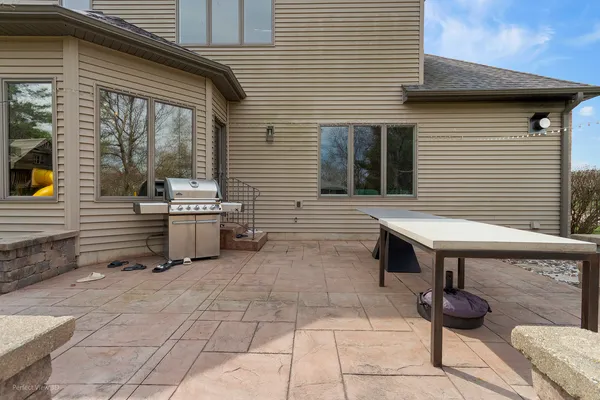 $750,000 | 605 Independence Avenue, Sycamore, IL 60178