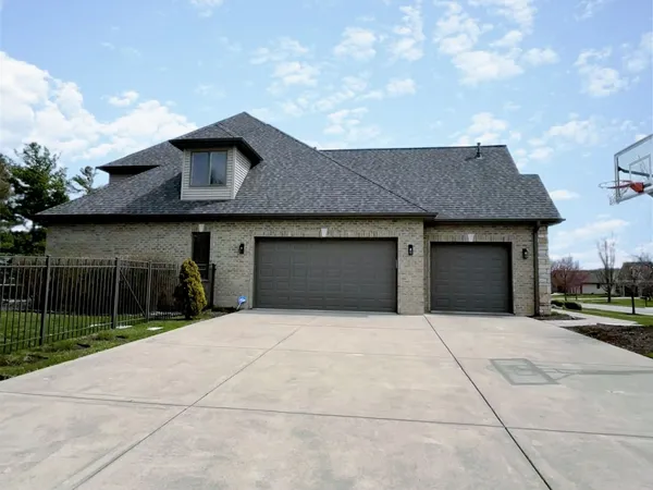 $750,000 | 605 Independence Avenue, Sycamore, IL 60178