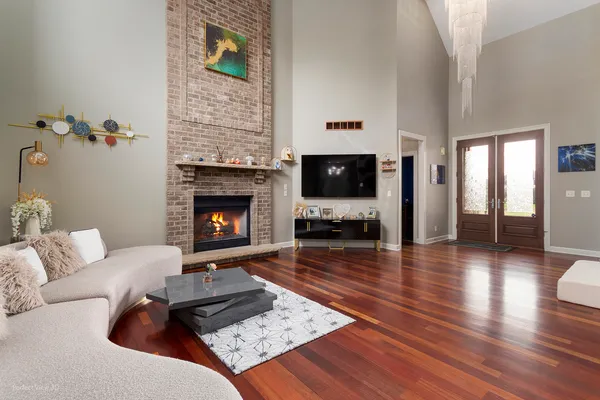 $750,000 | 605 Independence Avenue, Sycamore, IL 60178