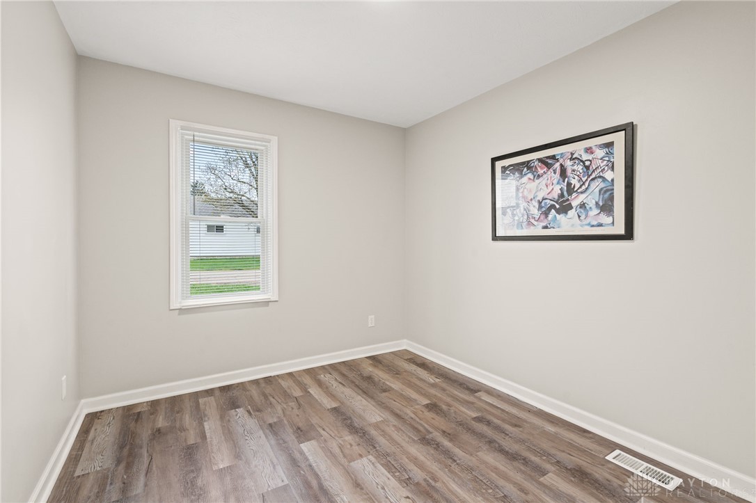 352 Queen Road Medway, OH 45341 - Photo 19 of 24 Gallery Image 19