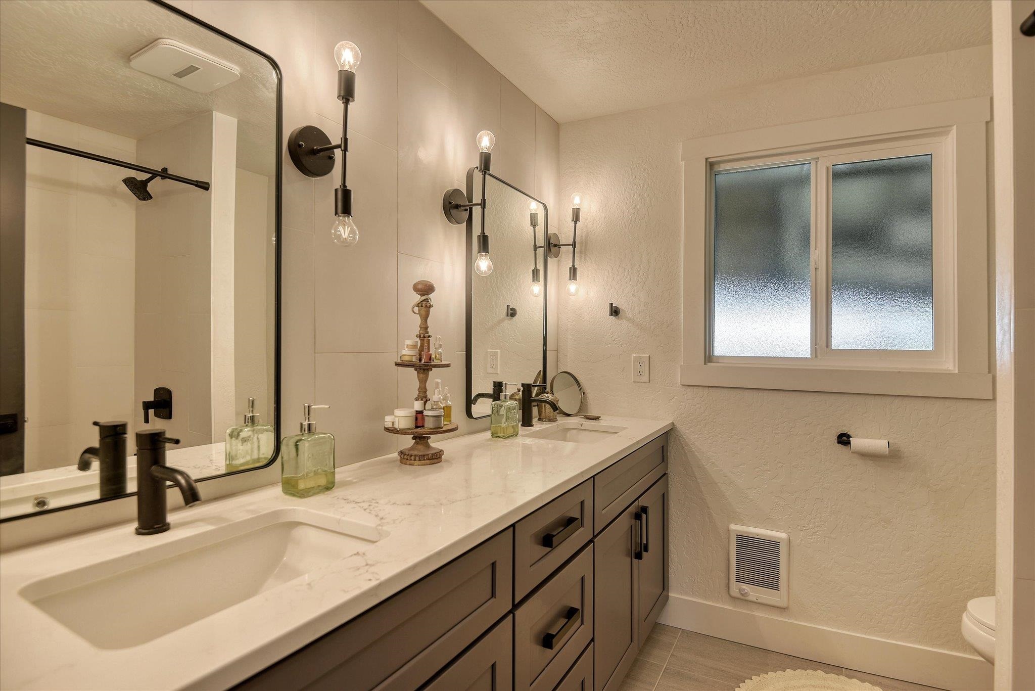 15317 North Unicorn Street Mead, WA 99021 - Photo 14 of 33