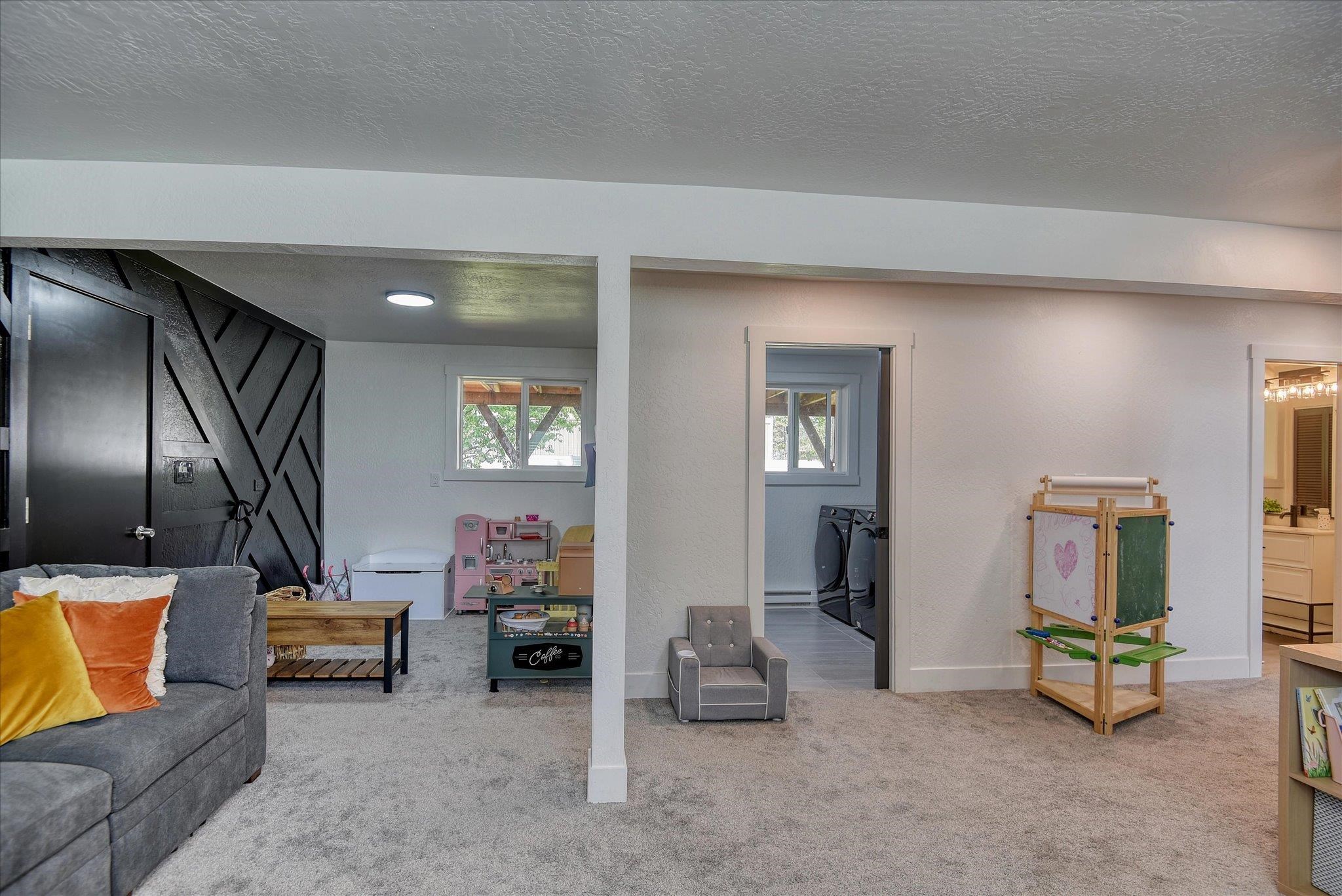 15317 North Unicorn Street Mead, WA 99021 - Photo 16 of 33