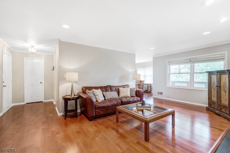 21 Heritage Drive, Unit G Chatham, NJ 07928 - Photo 2 of 18