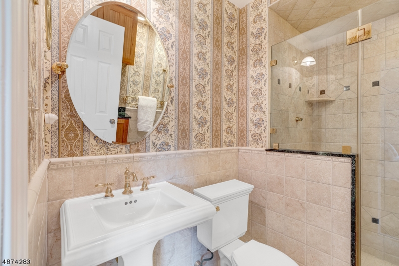 21 Heritage Drive, Unit G Chatham, NJ 07928 - Photo 12 of 18