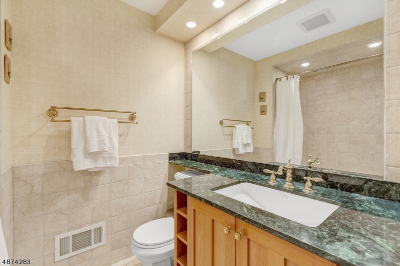 21 Heritage Drive, Unit G Chatham, NJ 07928 - Photo 16 of 18