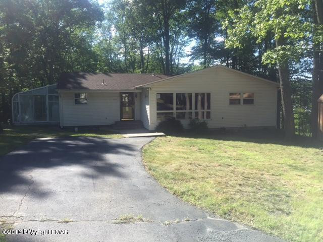 119 Slaymaker Road Milford, PA 18337 - Photo 1 of 1 a backyard of a house