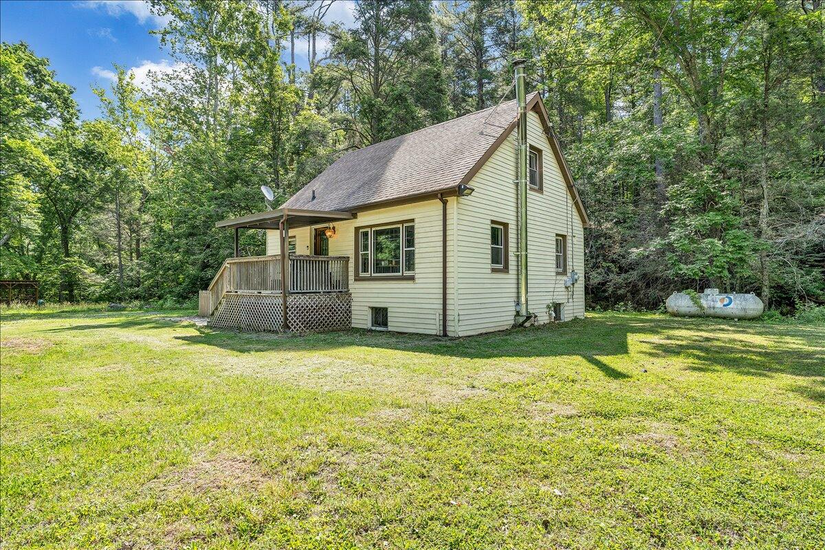5774 Bradshaw Road Salem, VA 24153 - Photo 24 of 33 37-MIB01407