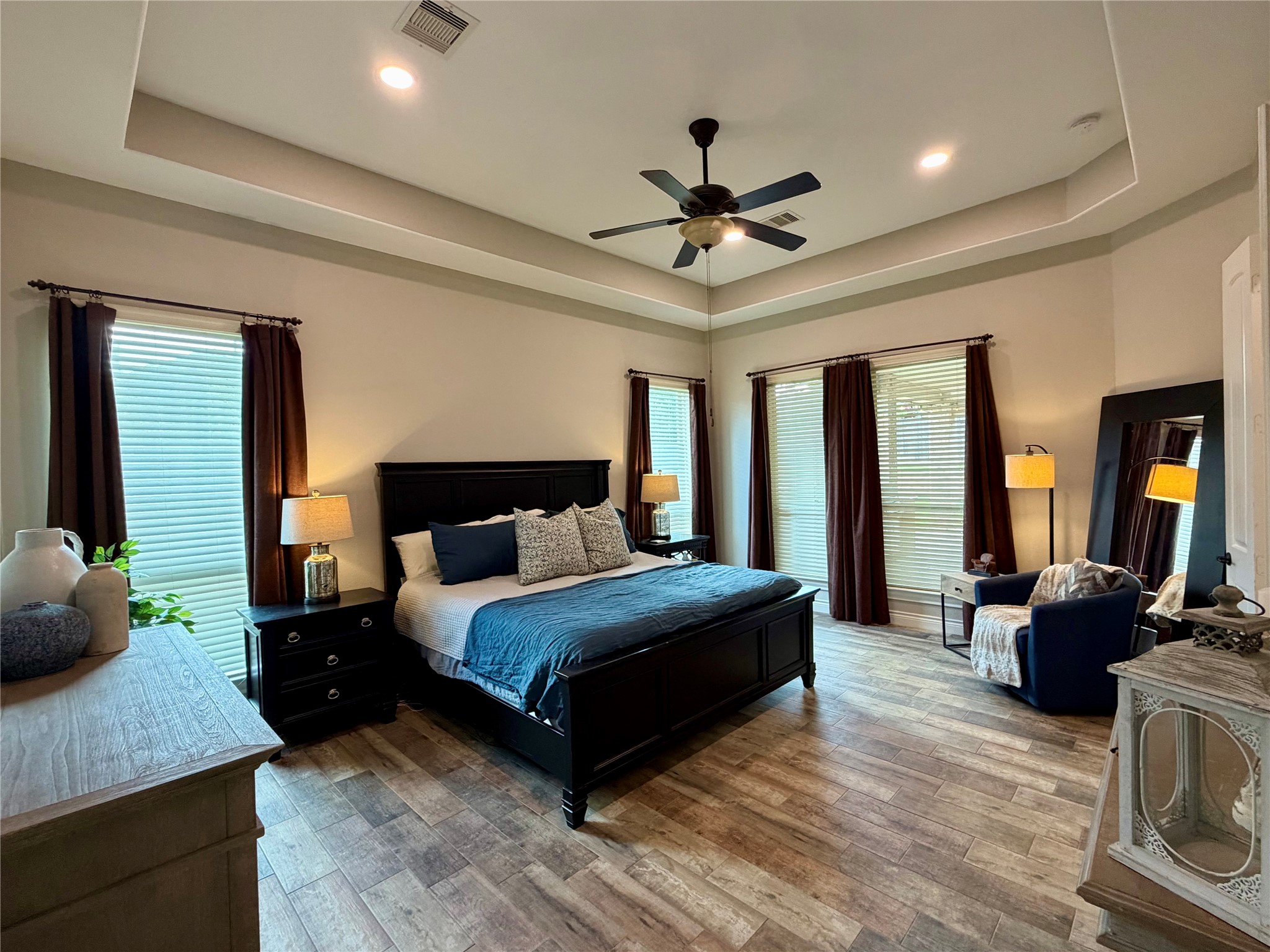 137 Reid Ridge Drive Conroe, TX 77384 - Photo 15 of 27 Master