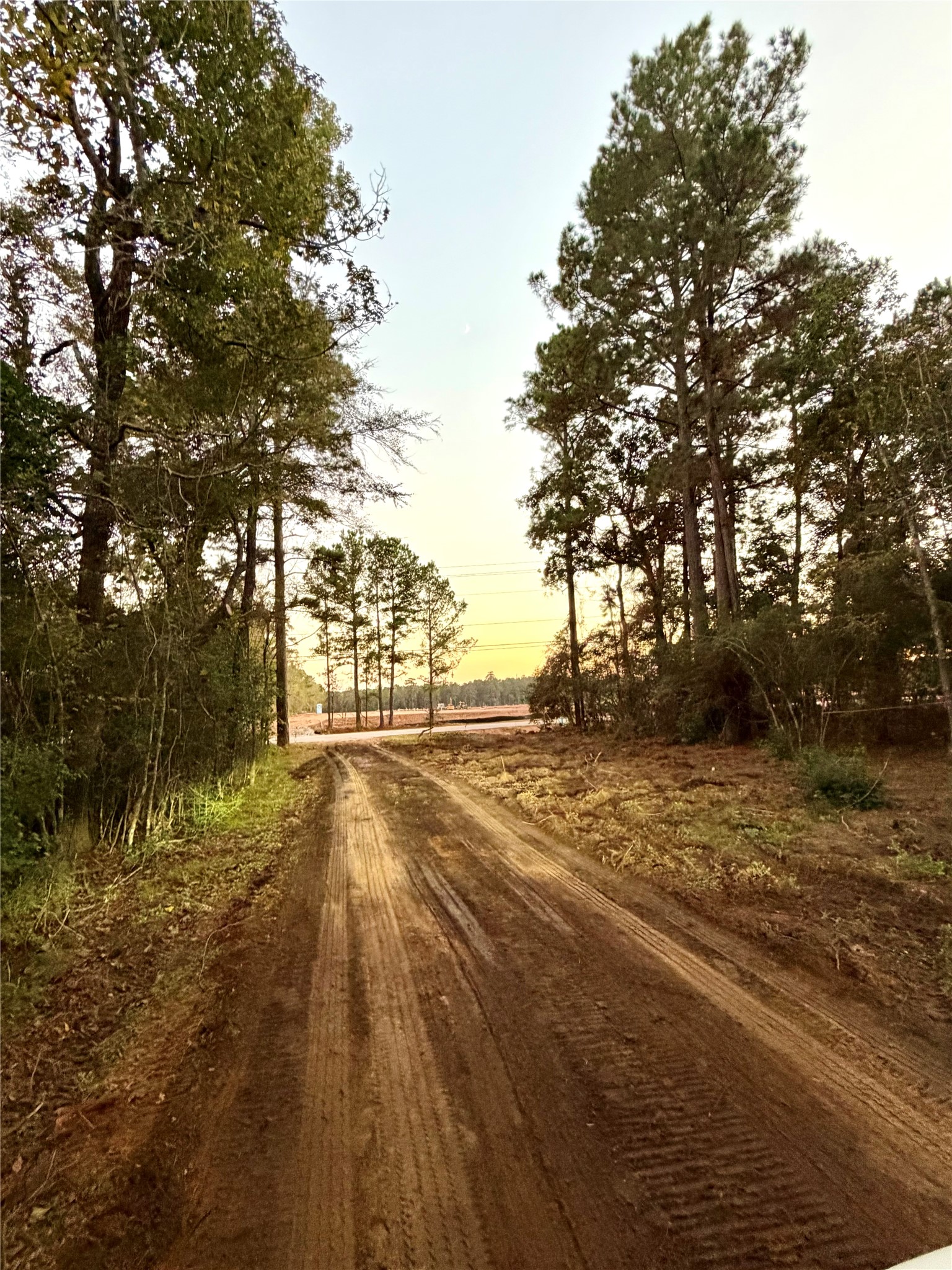 18750 Keenan Cut Off Road Montgomery, TX 77316 - Photo 39 of 43 a view of an ocean