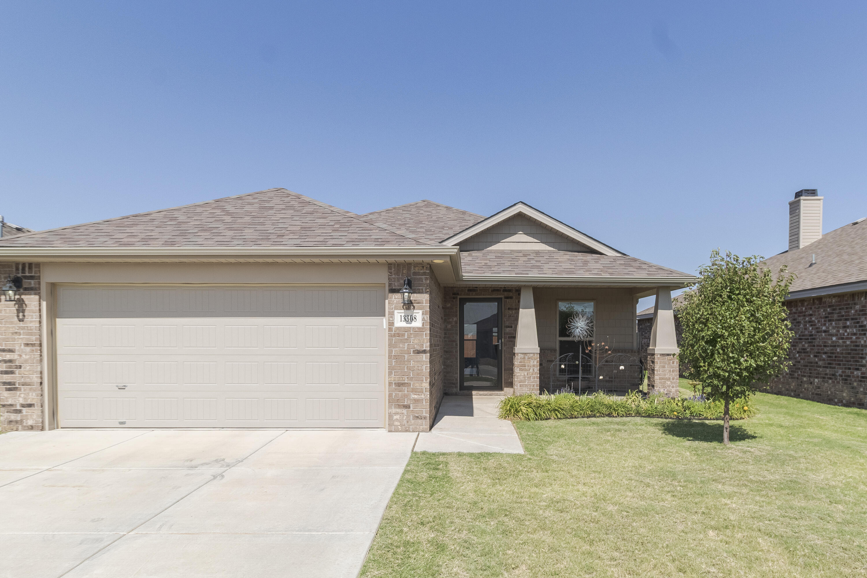 13308 Vernon Avenue Lubbock, TX 79423 - Photo 1 of 24 FrontYard1