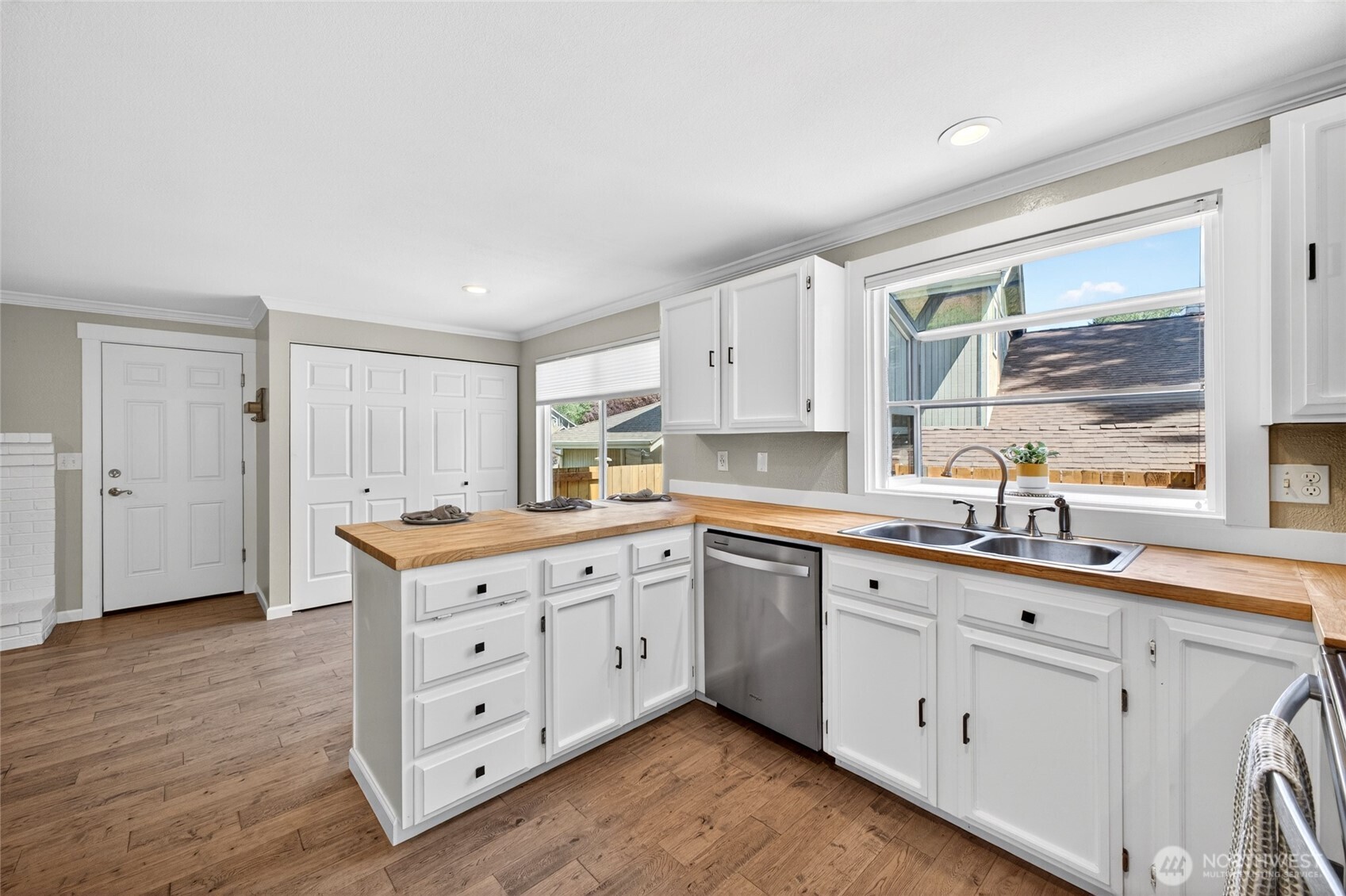 25103 170th Way Southeast Covington, WA 98042 - Photo 5 of 35