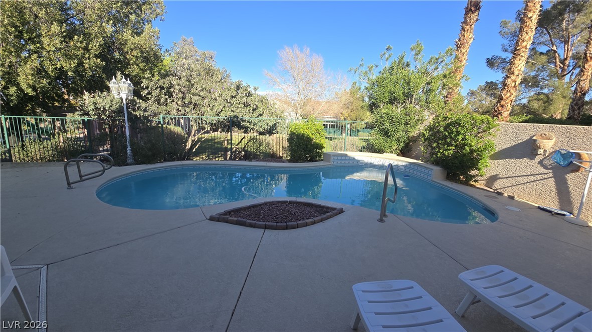 6 Staghorn Street Henderson, NV 89012 - Photo 34 of 37