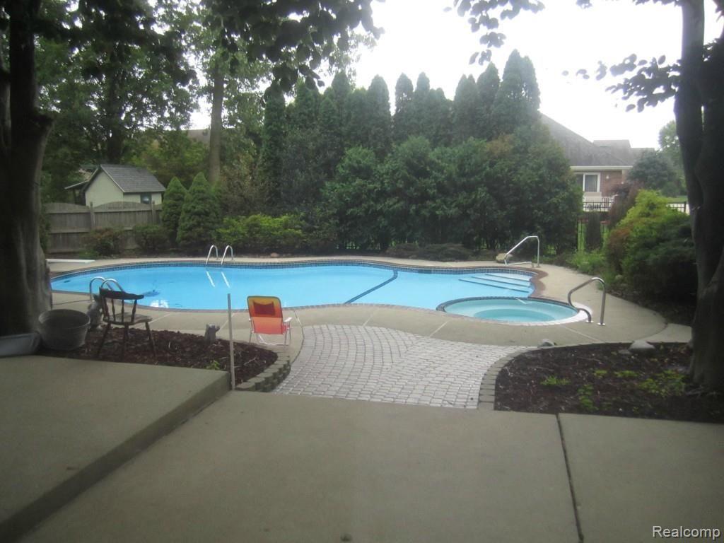 2842 Ranieri Drive Troy, MI 48085 - Photo 24 of 27 IMG_4234.jpg