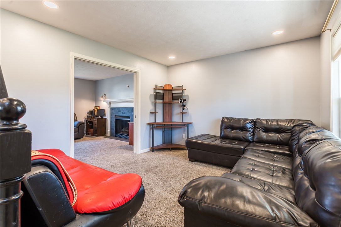 153 Chestnut Ridge Road Chili, NY 14624 - Photo 7 of 38