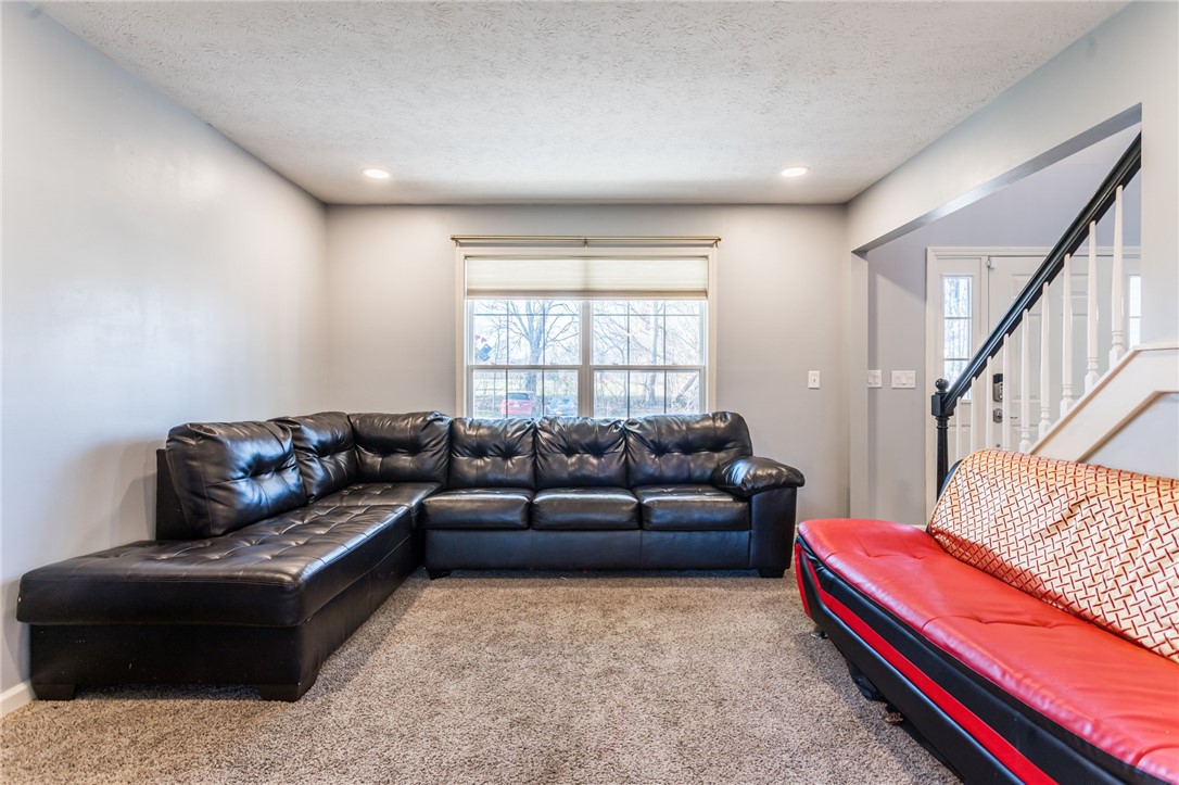 153 Chestnut Ridge Road Chili, NY 14624 - Photo 8 of 38