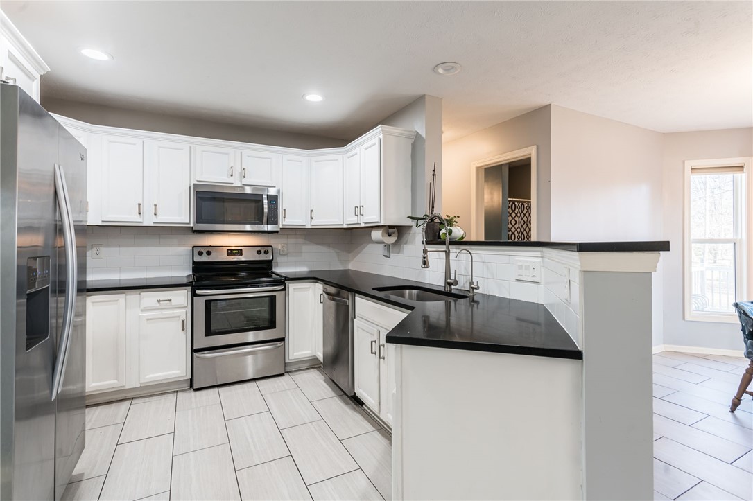 153 Chestnut Ridge Road Chili, NY 14624 - Photo 10 of 38