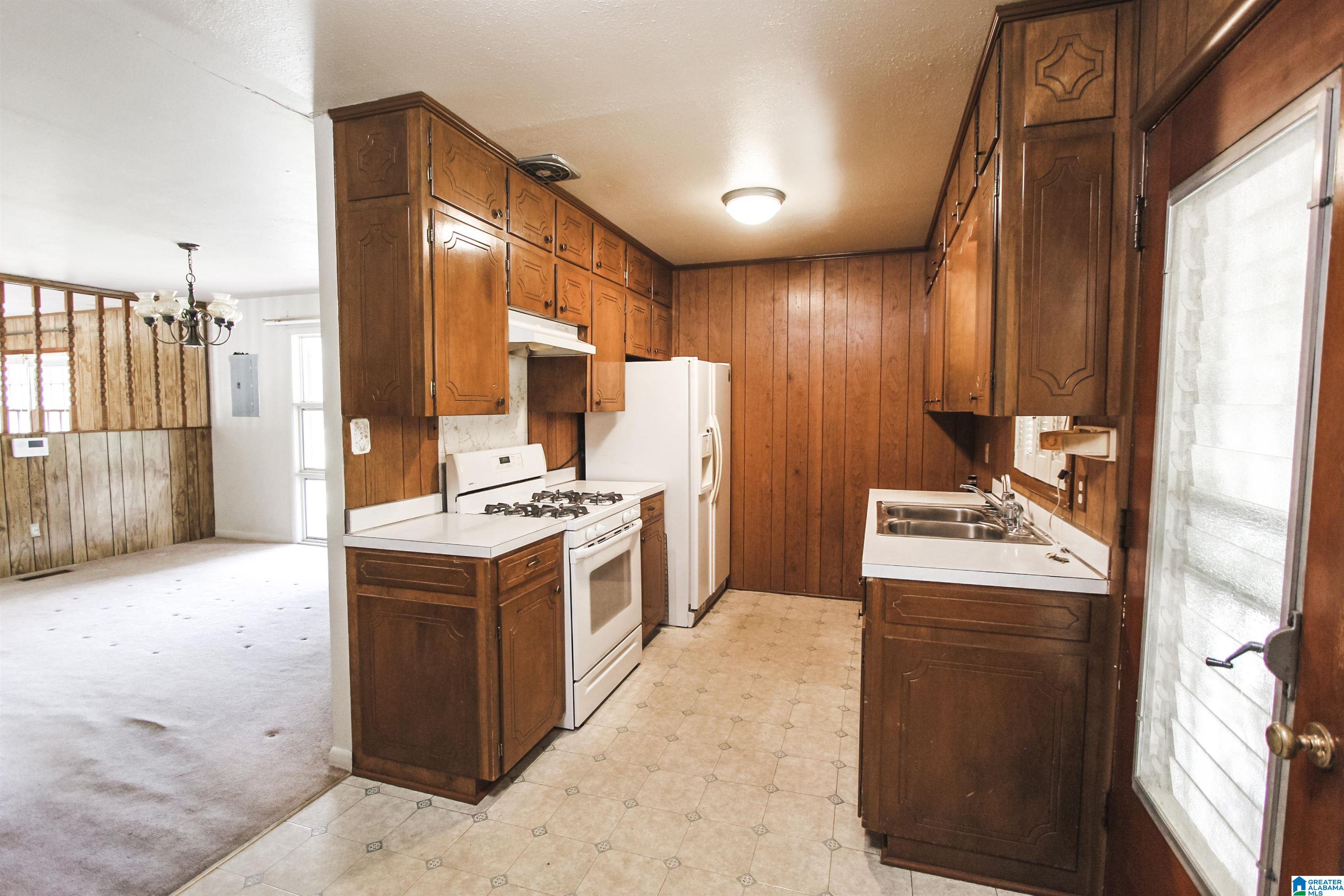 800 County Line Road Oxford, AL 36203 - Photo 12 of 61