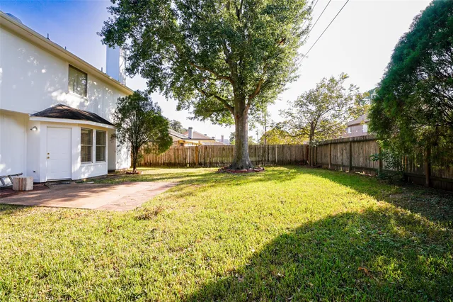 $2,300 | 2103 Charlton House Lane, Katy, TX 77493