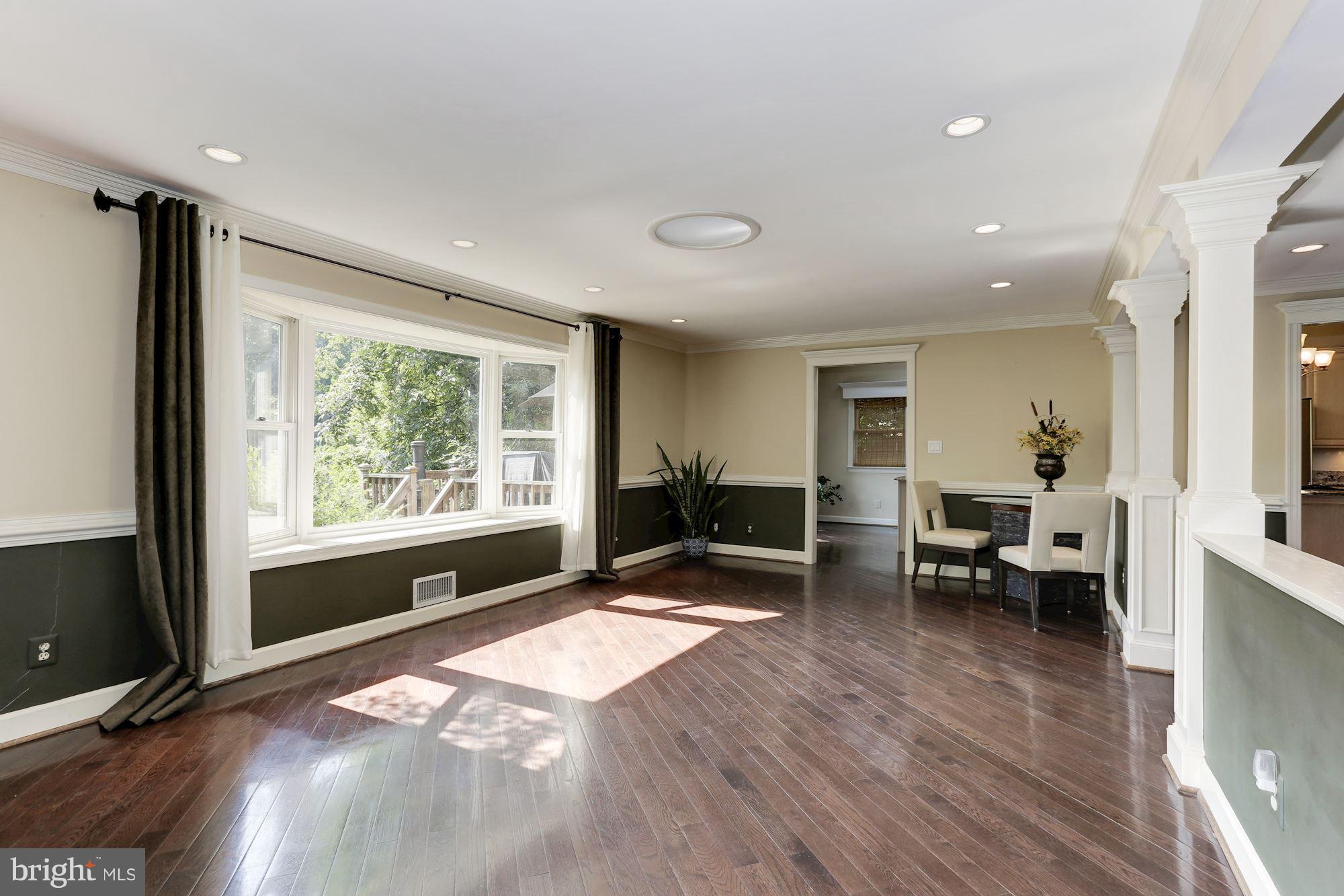 6207 Arkendale Road Alexandria, VA 22307 - Photo 3 of 30 Living Room