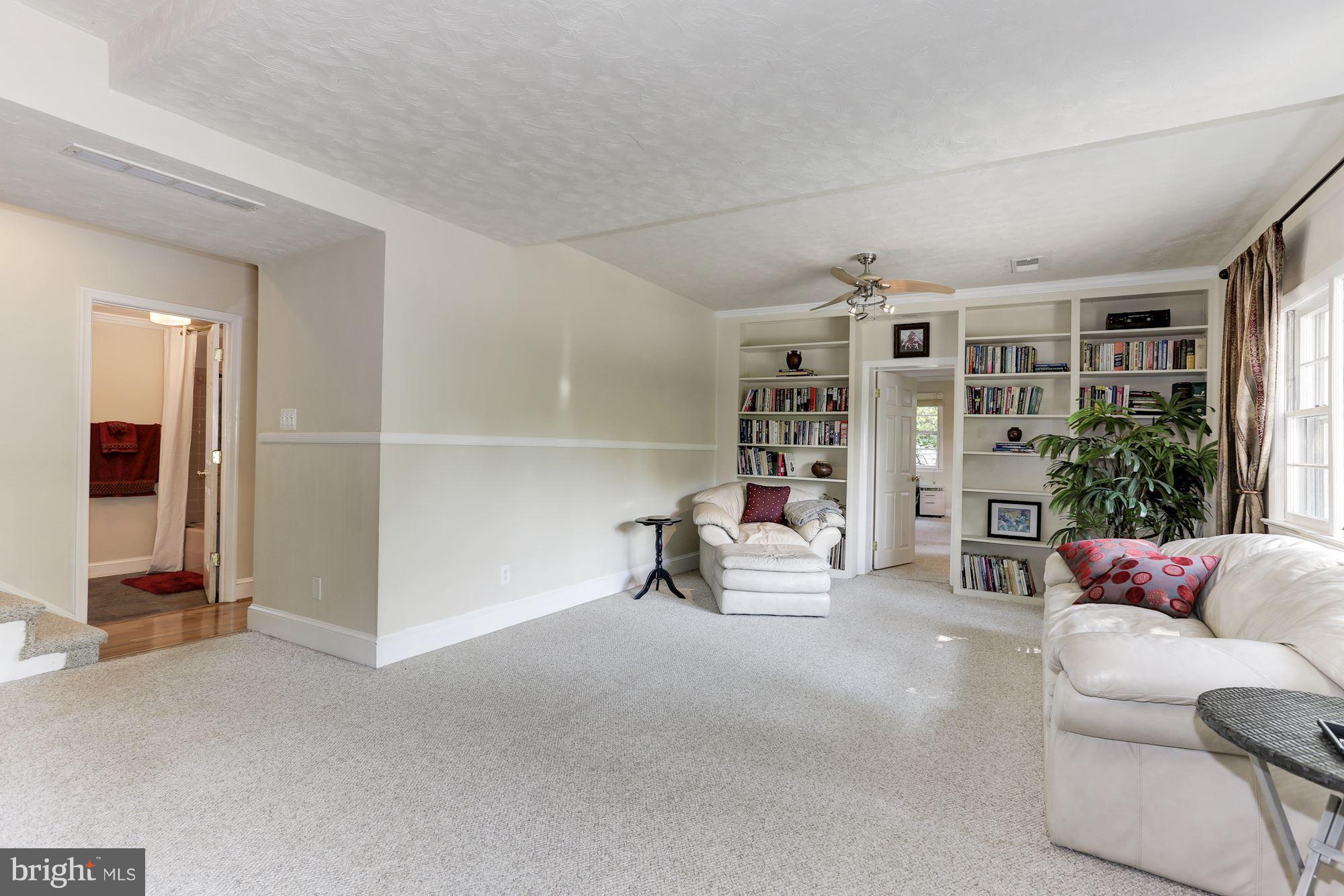 6207 Arkendale Road Alexandria, VA 22307 - Photo 21 of 30 Lower lvl Family Room