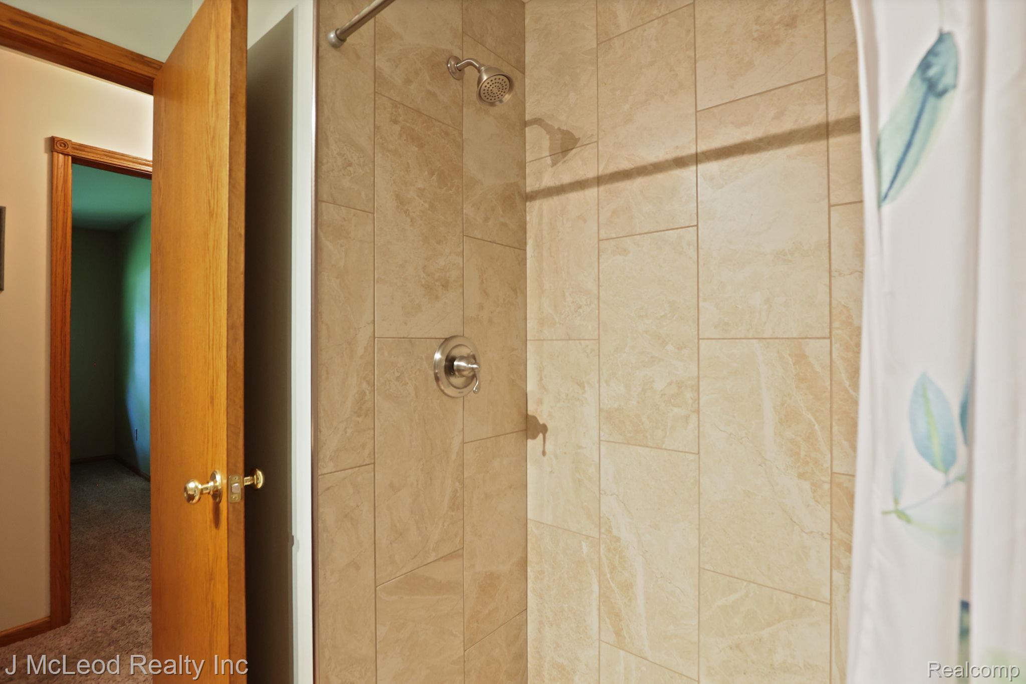 4353 Emerald Road Bridgeport, MI 48722 - Photo 23 of 63 23-web-or-mls-4353 Emerald Rd Bridgeport-23.jpg