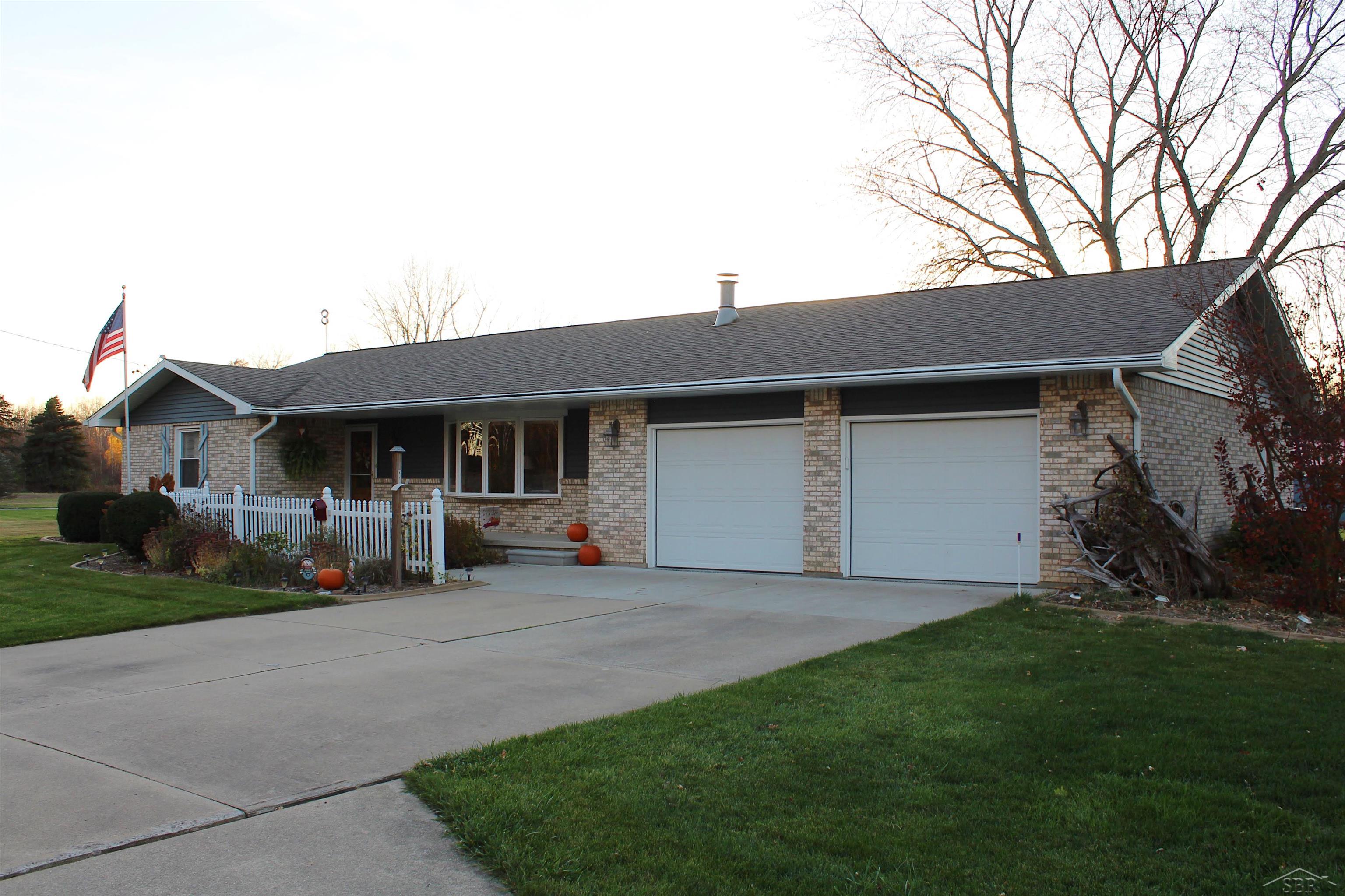 10550 Rathbun Way Birch Run, MI 48415 - Photo 2 of 32 50095587-1.JPG