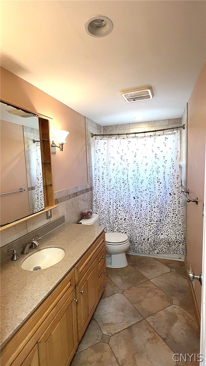 7 East Rouen Drive Cheektowaga, NY 14227 - Photo 18 of 25