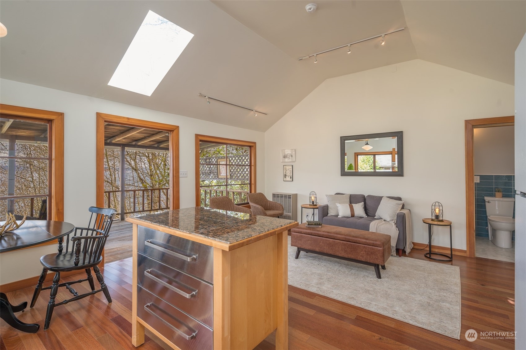 15706 Shanahan Road Southwest Vashon, WA 98070 - Photo 13 of 32 Gallery Image 13