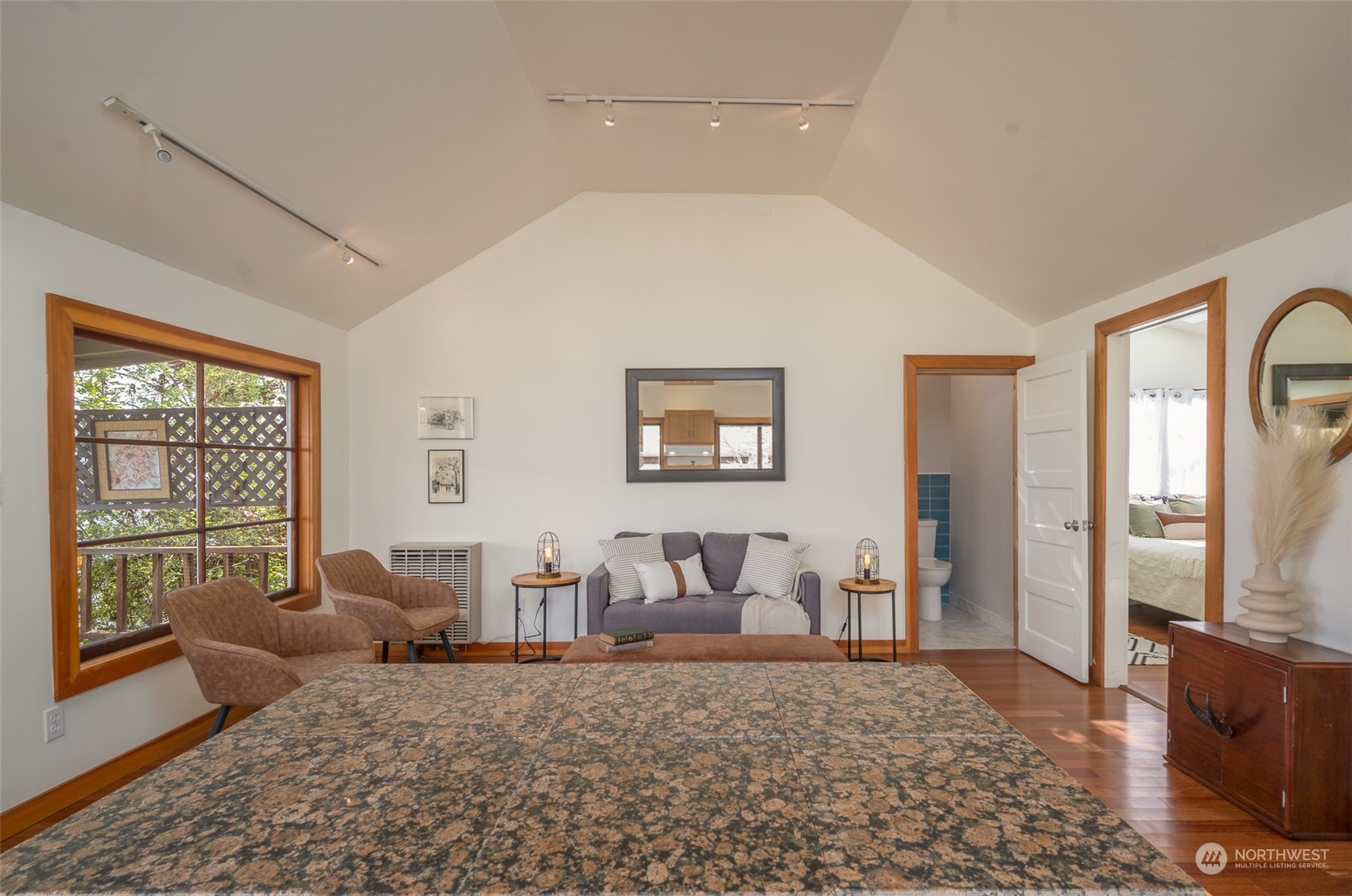 15706 Shanahan Road Southwest Vashon, WA 98070 - Photo 14 of 32 Gallery Image 14