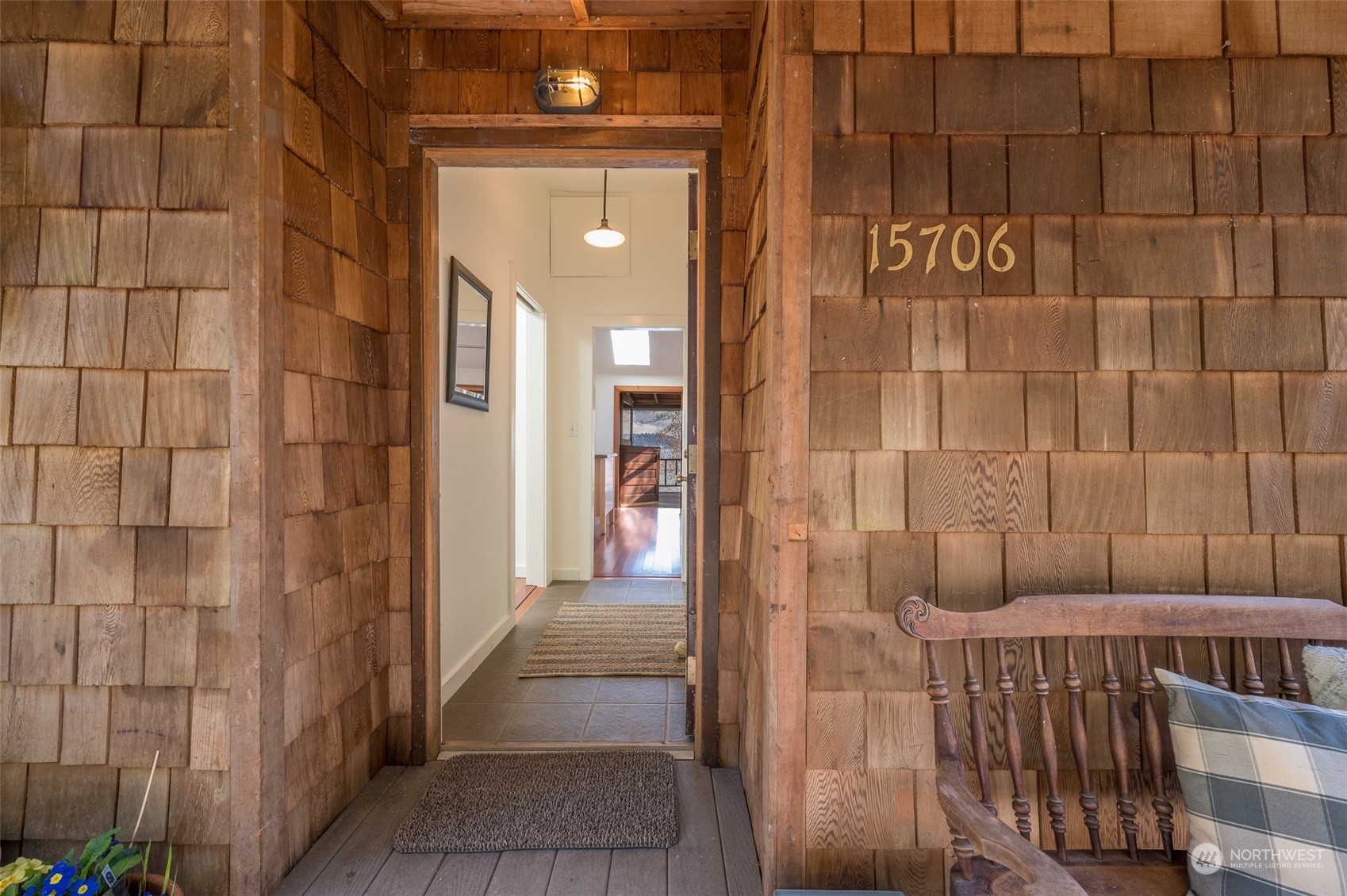 15706 Shanahan Road Southwest Vashon, WA 98070 - Photo 10 of 32 Gallery Image 10