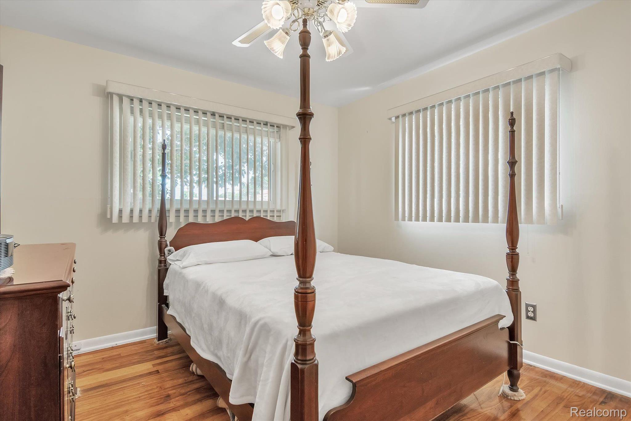 29173 Schoenherr Road Warren, MI 48088 - Photo 21 of 51 Gallery Image 21