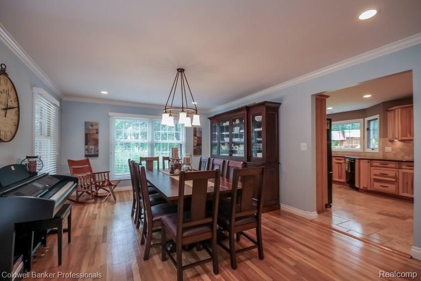 111 Manor Road Bloomfield Hills, MI 48304 - Photo 14 of 65 012-1234024-mls.jpg