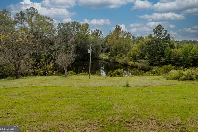 a view of an ocean view