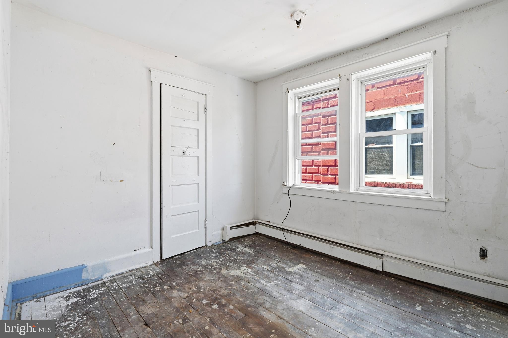 652 Manor Road Beverly, NJ 08010 - Photo 17 of 29
