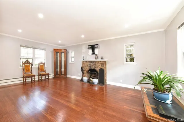 $1,195,000 | 139-30 Coolidge Avenue | Briarwood