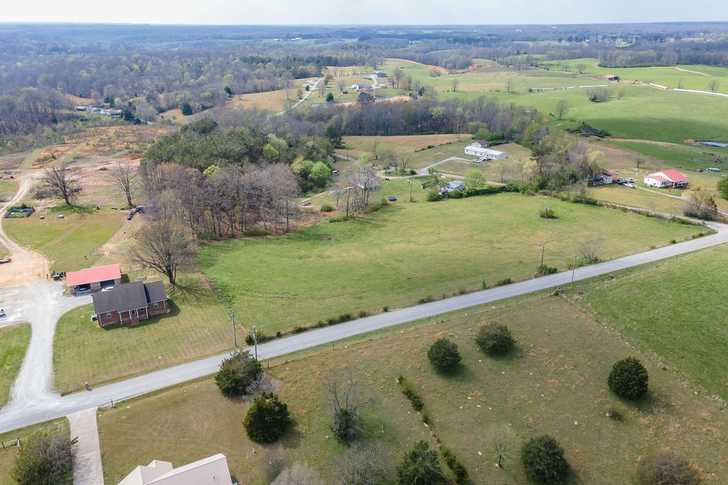 137 Piney Road Lawrenceburg, TN 38464 - Photo 33 of 33 an aerial view of a residential houses with outdoor space