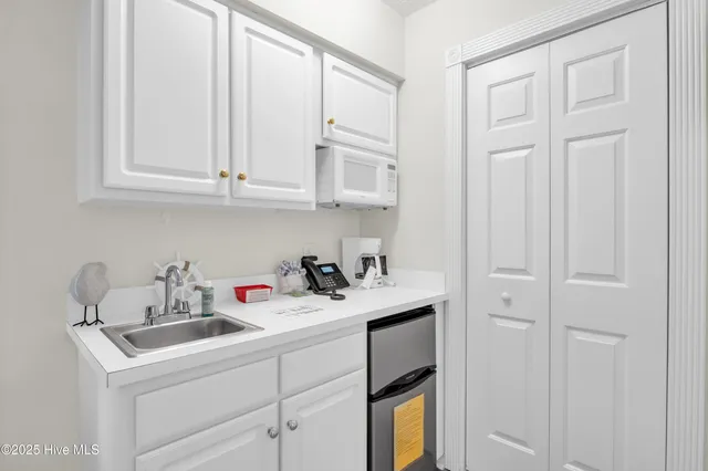 $230,000 | 330 South Middleton Drive Northwest, Unit 1208, Calabash, NC 28467