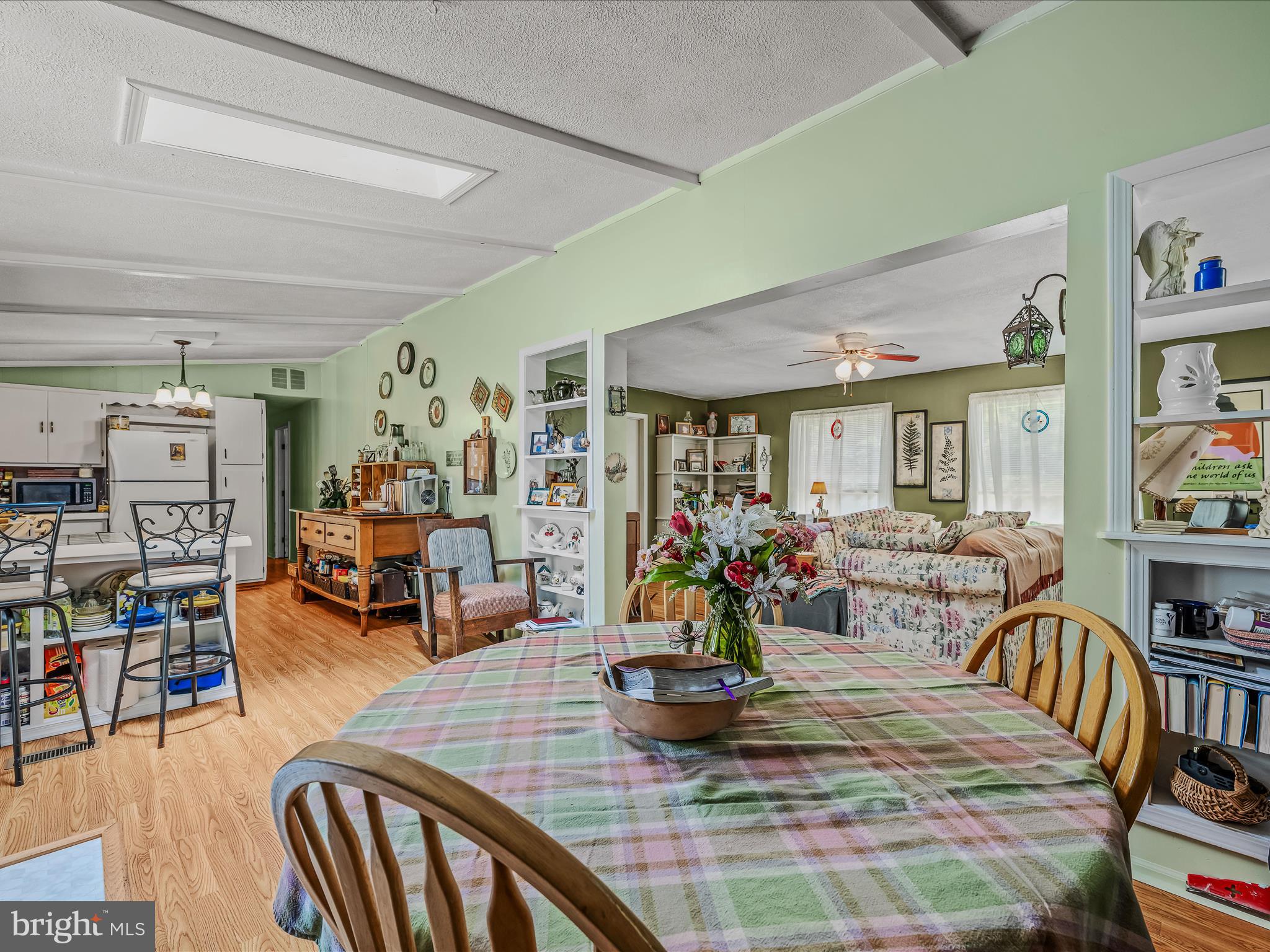 378 Oak Hill Road Berkeley Springs, WV 25411 - Photo 11 of 57 Dining Area