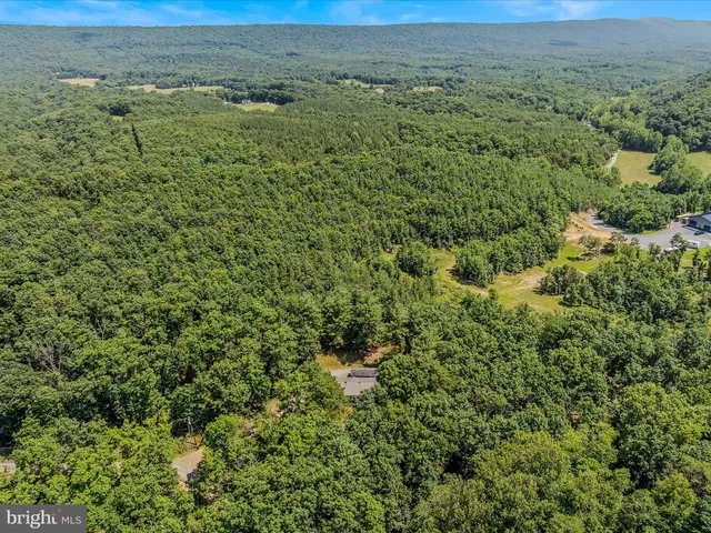 $150,000 | 378 Oak Hill Road, Berkeley Springs, WV 25411